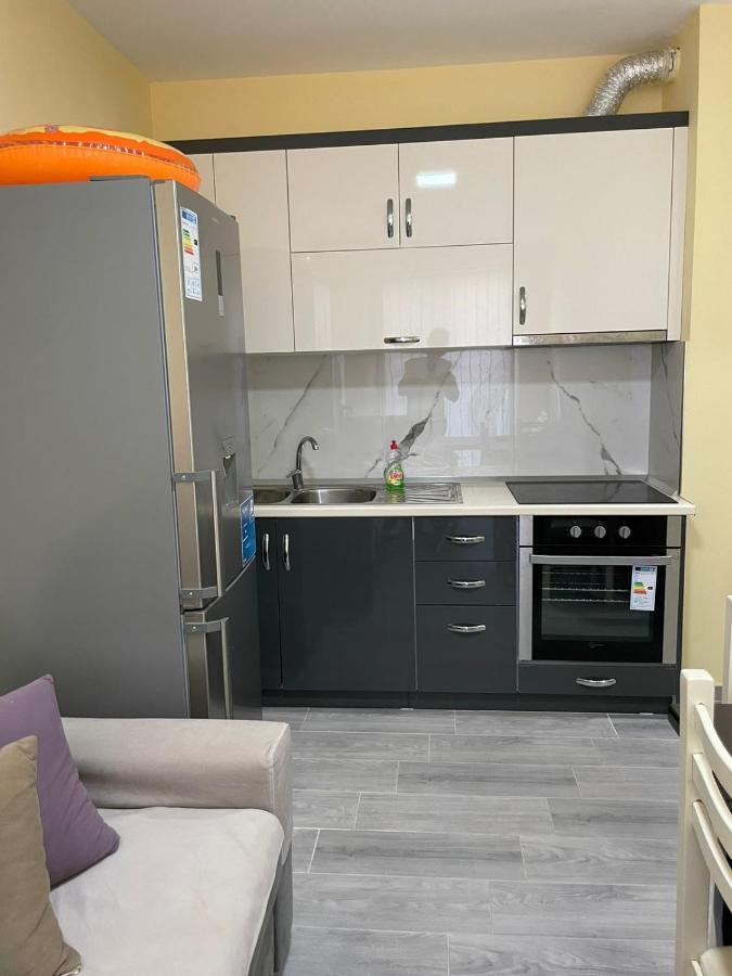 Summer Apartments Shëngjin Екстериор снимка