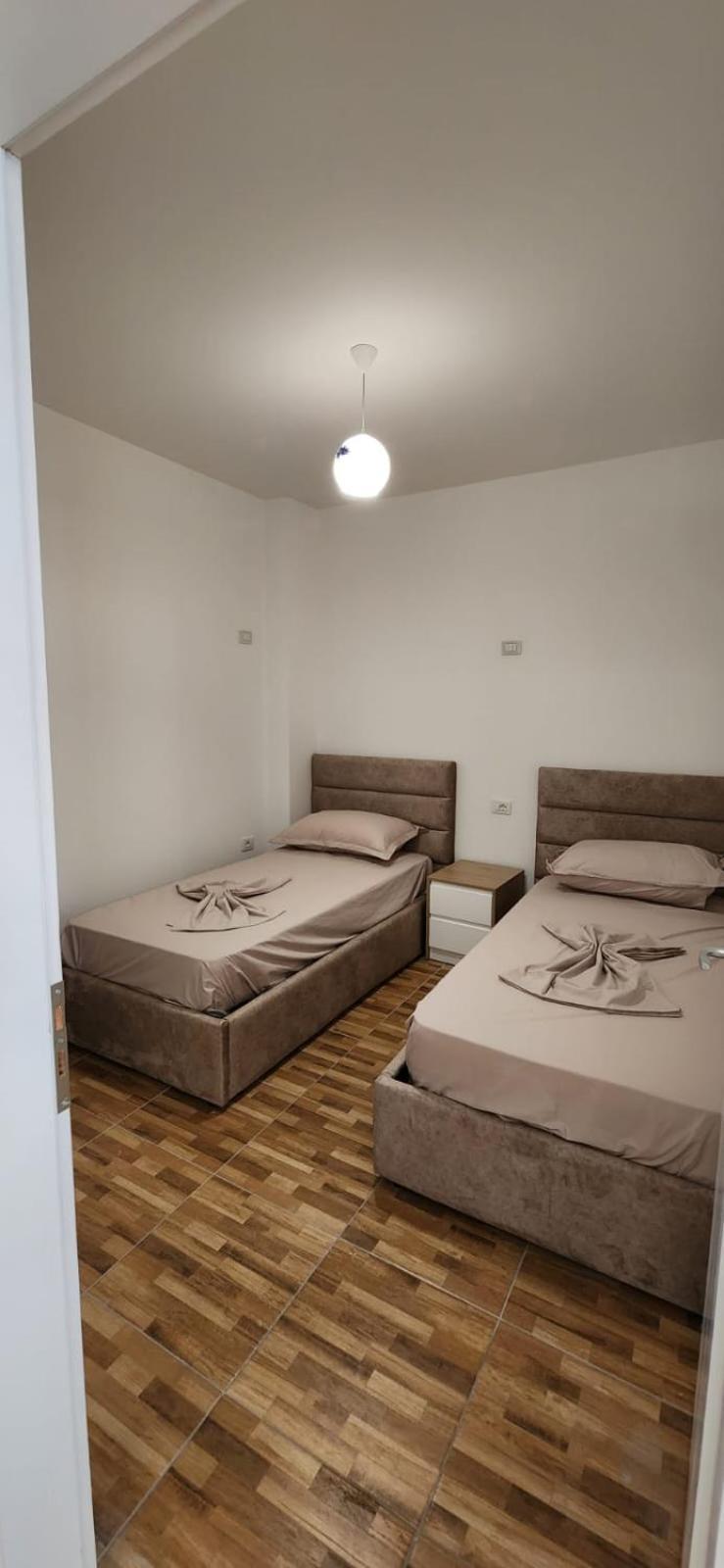 Summer Apartments Shëngjin Екстериор снимка