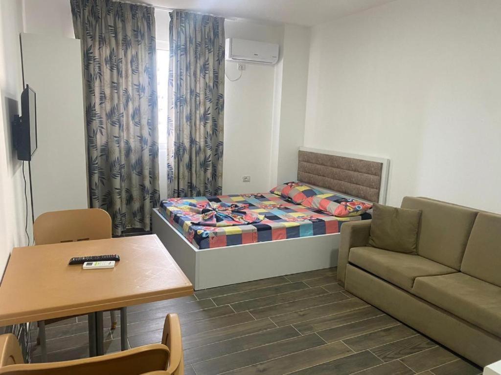 Summer Apartments Shëngjin Екстериор снимка